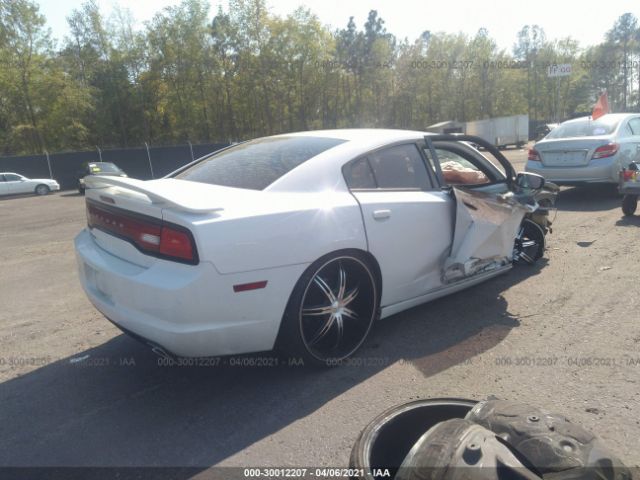 Photo 3 VIN: 2C3CDXBG1CH303460 - DODGE CHARGER 