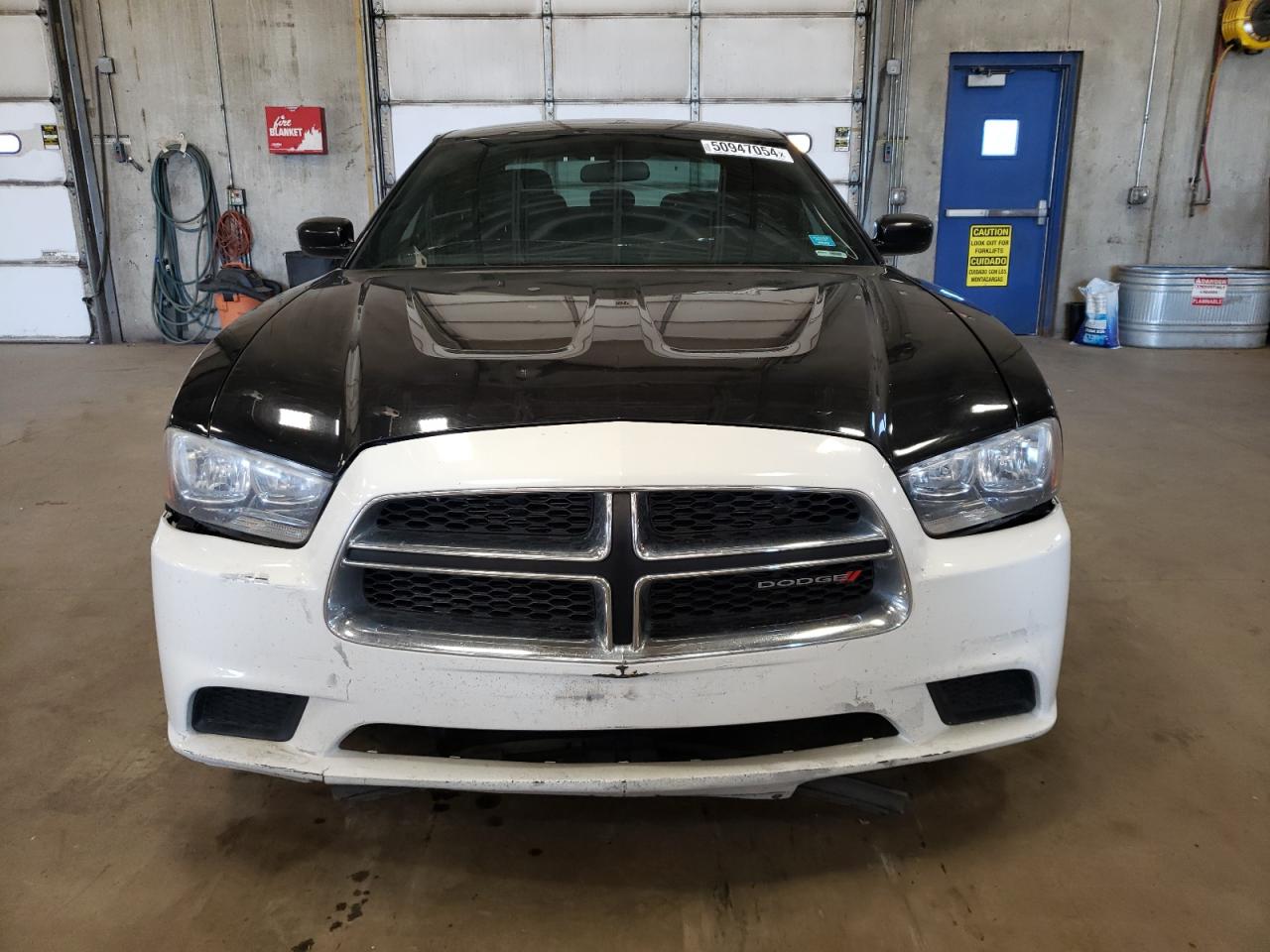 Photo 4 VIN: 2C3CDXBG1DH689167 - DODGE CHARGER 