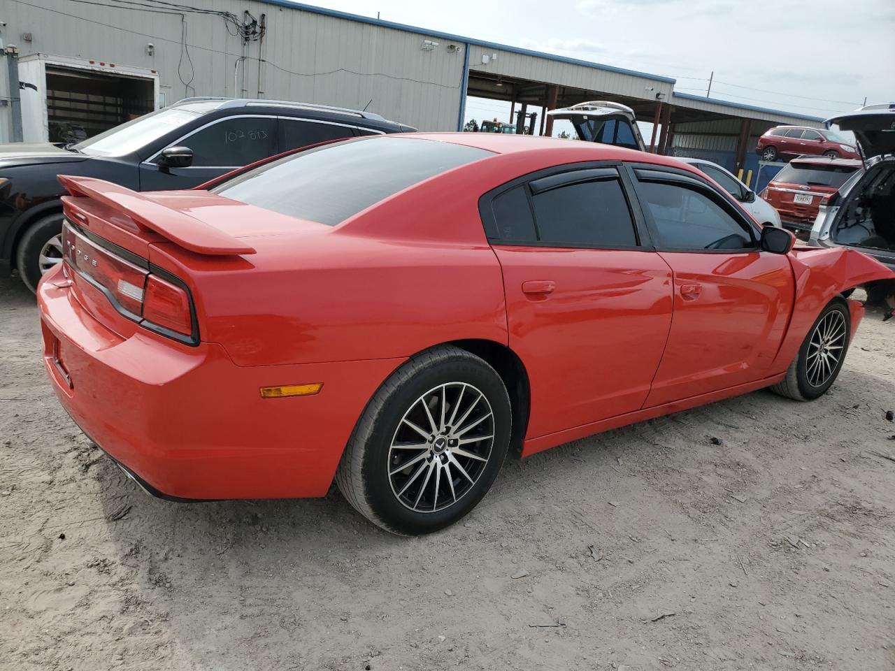 Photo 2 VIN: 2C3CDXBG1EH359482 - DODGE CHARGER 