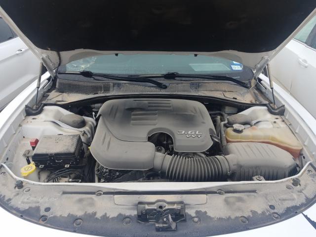 Photo 6 VIN: 2C3CDXBG1FH726673 - DODGE CHARGER SE 