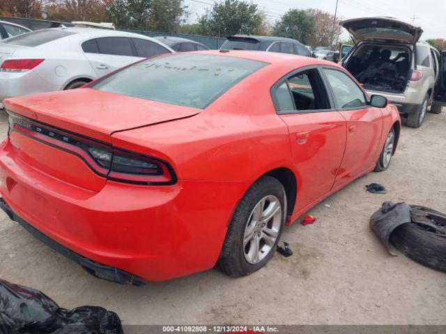 Photo 3 VIN: 2C3CDXBG1KH720821 - DODGE CHARGER 