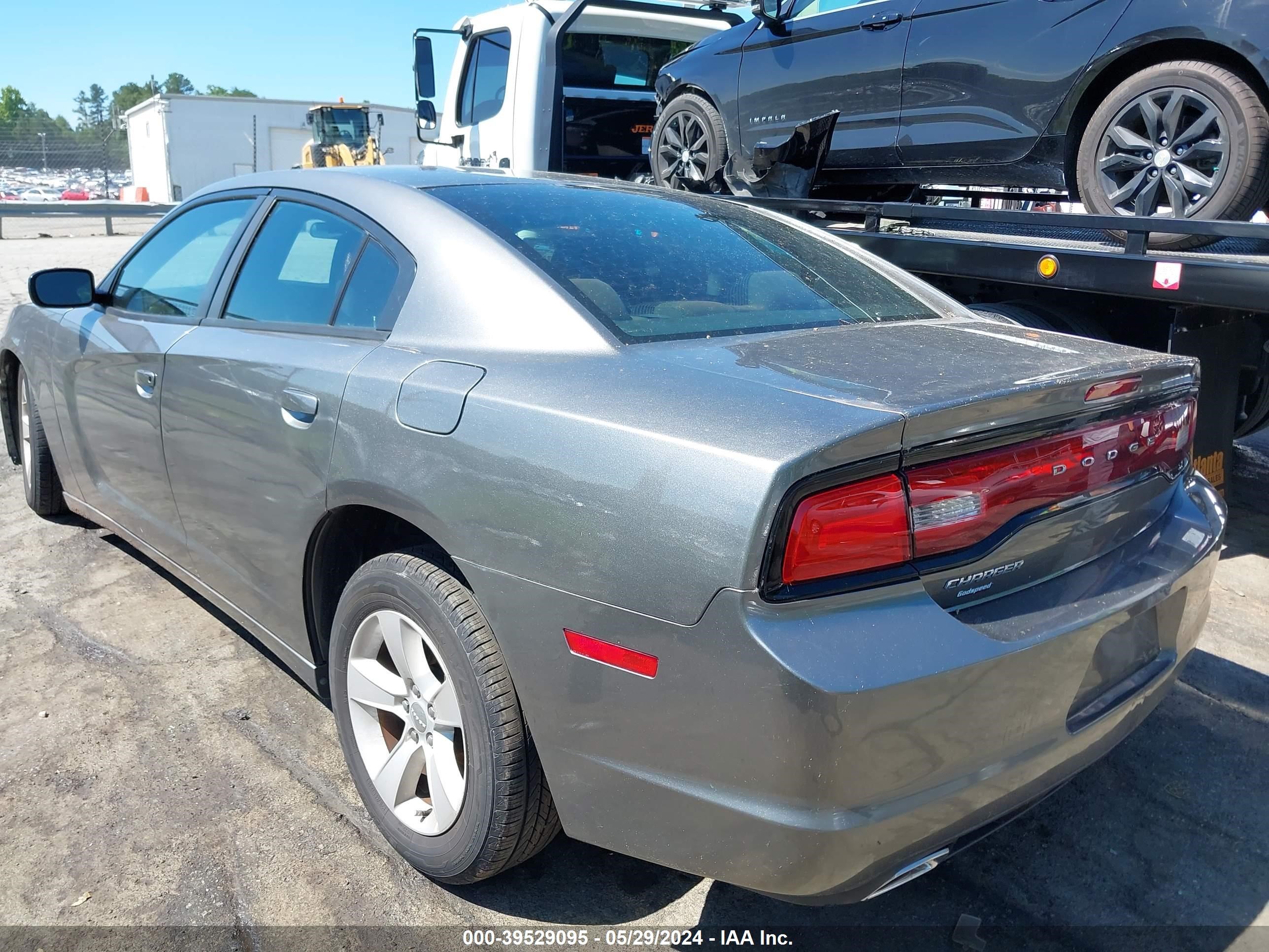 Photo 2 VIN: 2C3CDXBG2CH111691 - DODGE CHARGER 