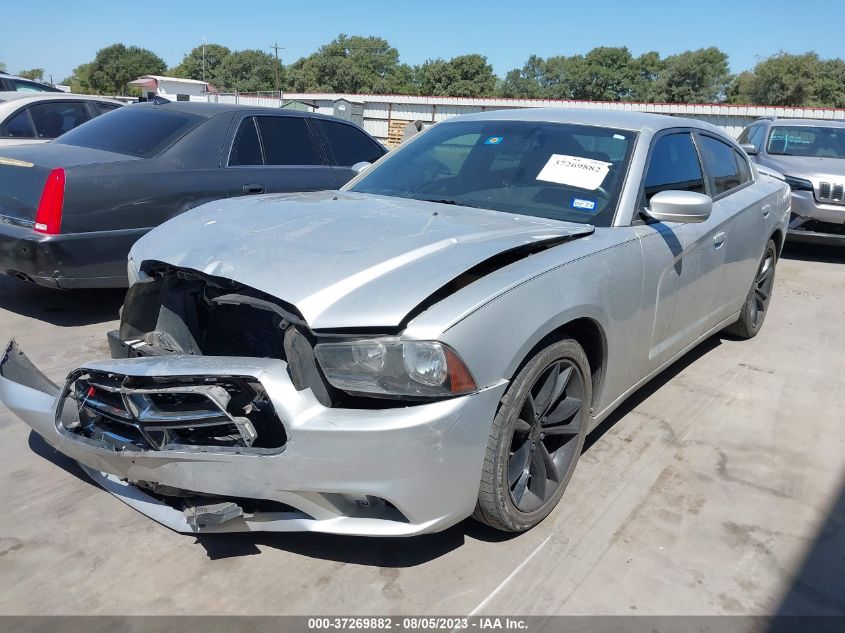 Photo 1 VIN: 2C3CDXBG2CH219700 - DODGE CHARGER 