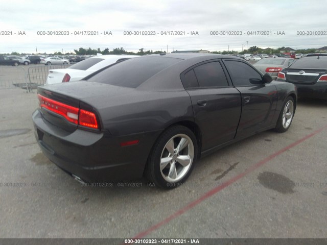 Photo 3 VIN: 2C3CDXBG2EH340858 - DODGE CHARGER 