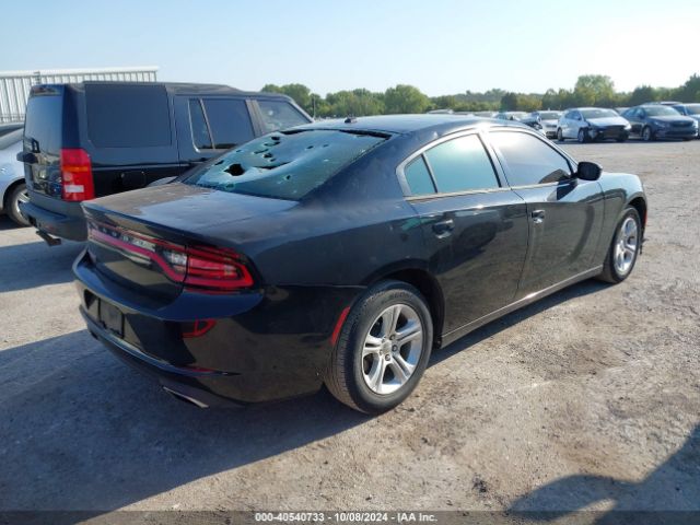 Photo 3 VIN: 2C3CDXBG2FH738296 - DODGE CHARGER 