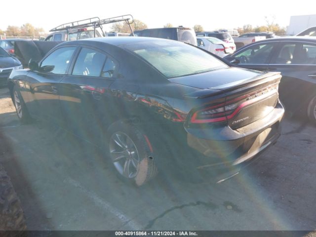 Photo 2 VIN: 2C3CDXBG2FH881054 - DODGE CHARGER 