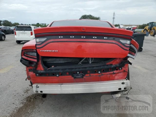 Photo 5 VIN: 2C3CDXBG2JH283037 - DODGE CHARGER 