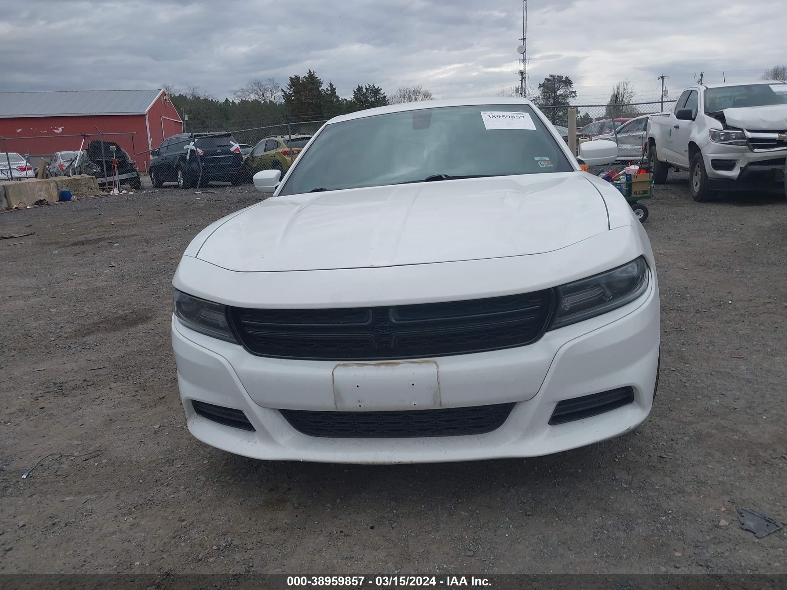 Photo 12 VIN: 2C3CDXBG2KH673492 - DODGE CHARGER 