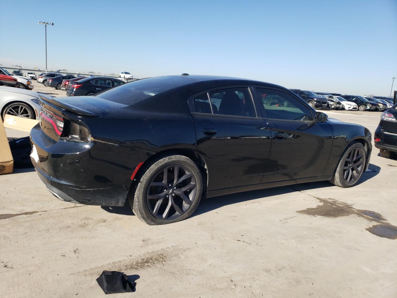 Photo 2 VIN: 2C3CDXBG2MH532618 - DODGE CHARGER 