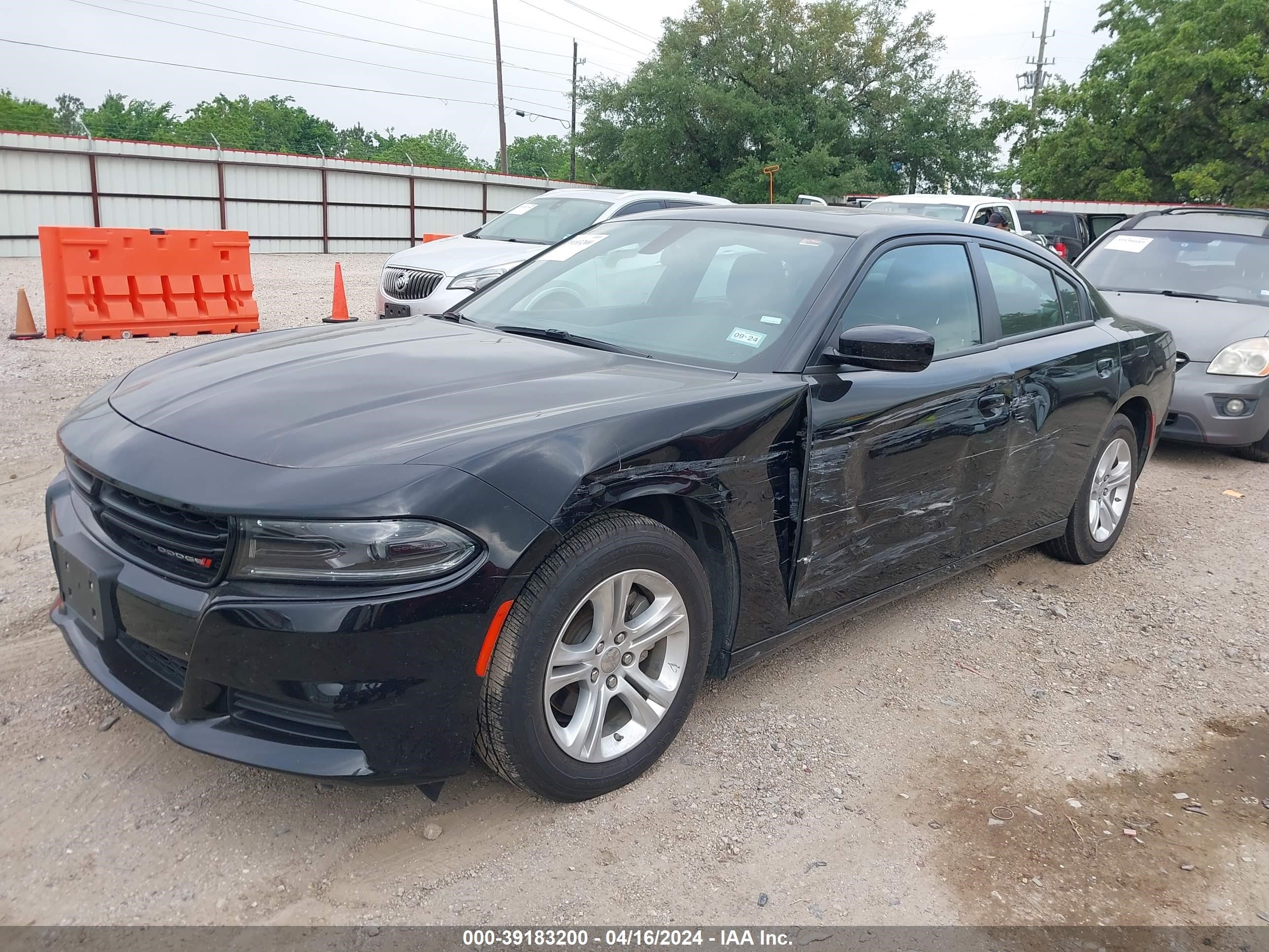 Photo 1 VIN: 2C3CDXBG2NH172767 - DODGE CHARGER 