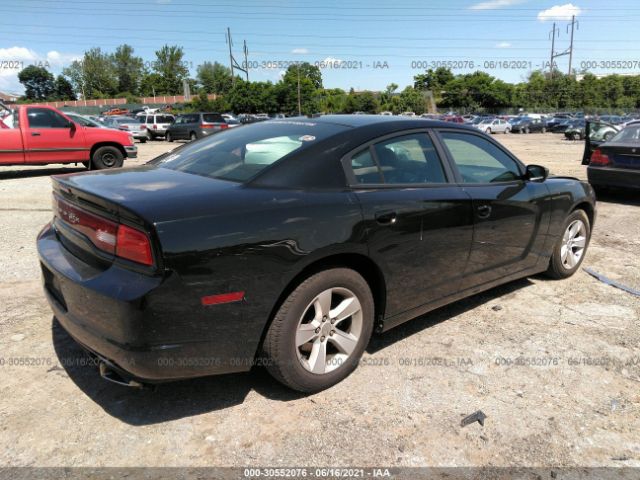 Photo 3 VIN: 2C3CDXBG3CH187727 - DODGE CHARGER 