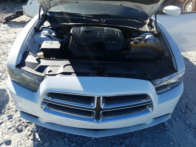 Photo 6 VIN: 2C3CDXBG3CH203845 - DODGE CHARGER SE 