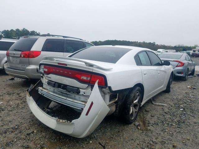 Photo 3 VIN: 2C3CDXBG3CH230995 - DODGE CHARGER SE 