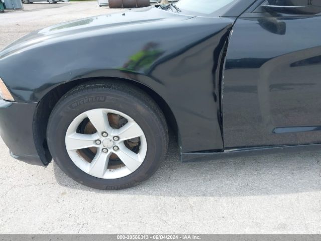 Photo 5 VIN: 2C3CDXBG3DH522616 - DODGE CHARGER 