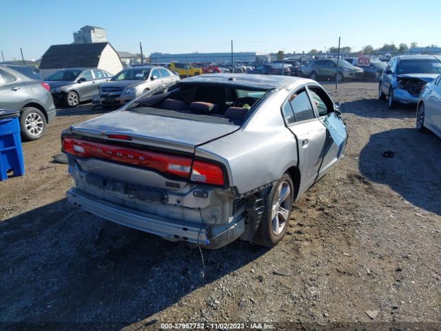 Photo 3 VIN: 2C3CDXBG3DH633389 - DODGE CHARGER 