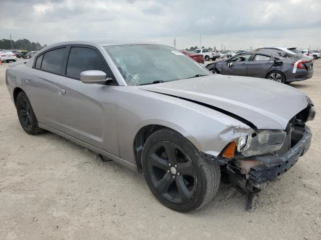 Photo 3 VIN: 2C3CDXBG3EH134156 - DODGE CHARGER SE 