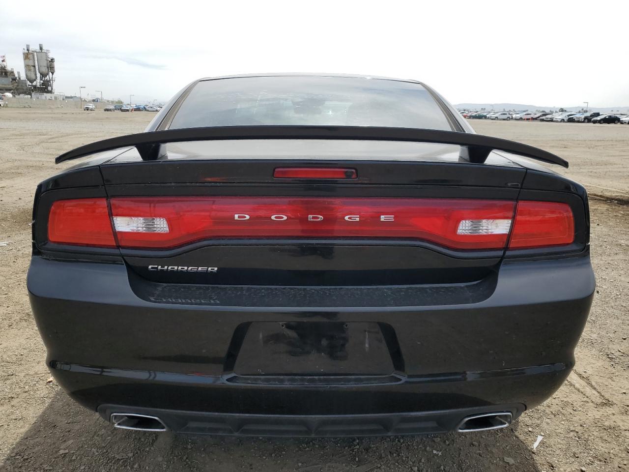 Photo 5 VIN: 2C3CDXBG3EH262753 - DODGE CHARGER 