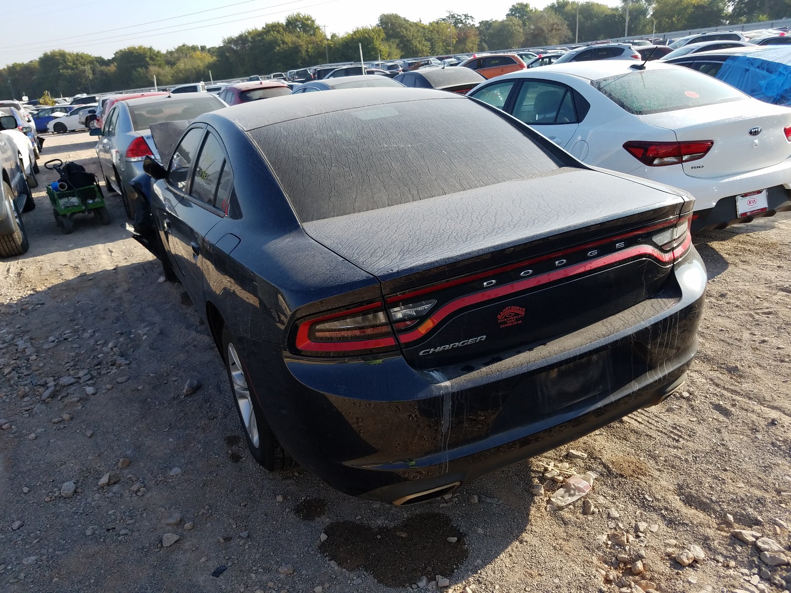 Photo 2 VIN: 2C3CDXBG3GH267387 - DODGE CHARGER SE 