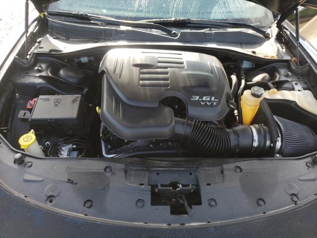 Photo 6 VIN: 2C3CDXBG3GH272718 - DODGE CHARGER SE 