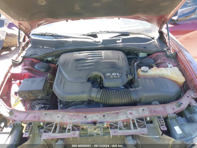 Photo 9 VIN: 2C3CDXBG3KH605704 - DODGE CHARGER 