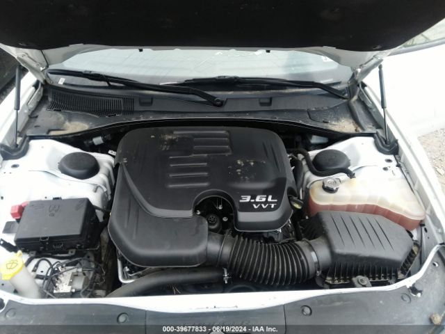 Photo 9 VIN: 2C3CDXBG3NH207719 - DODGE CHARGER 