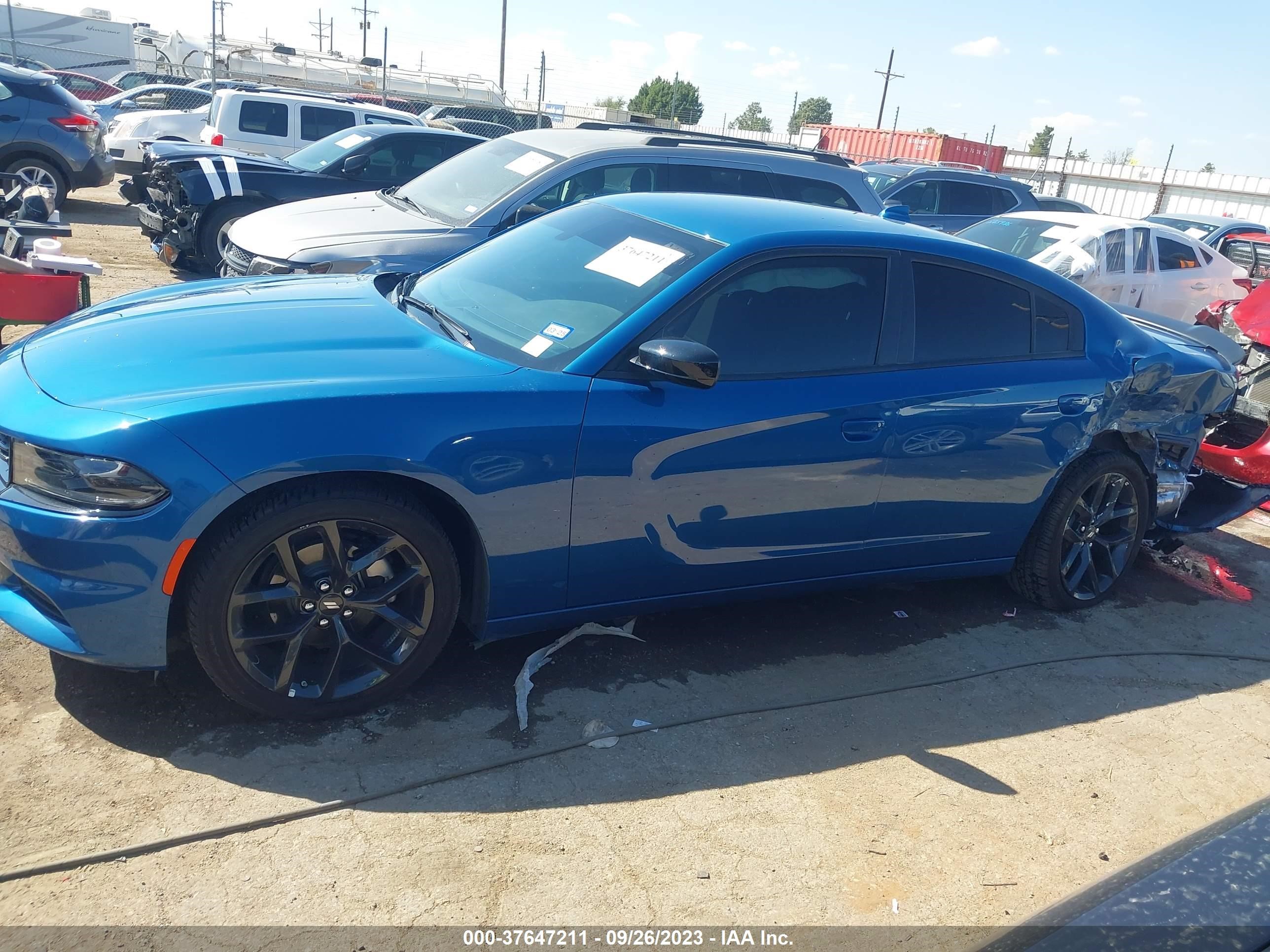 Photo 13 VIN: 2C3CDXBG3PH548086 - DODGE CHARGER 