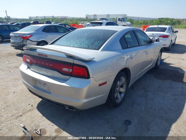 Photo 3 VIN: 2C3CDXBG4CH119050 - DODGE CHARGER 