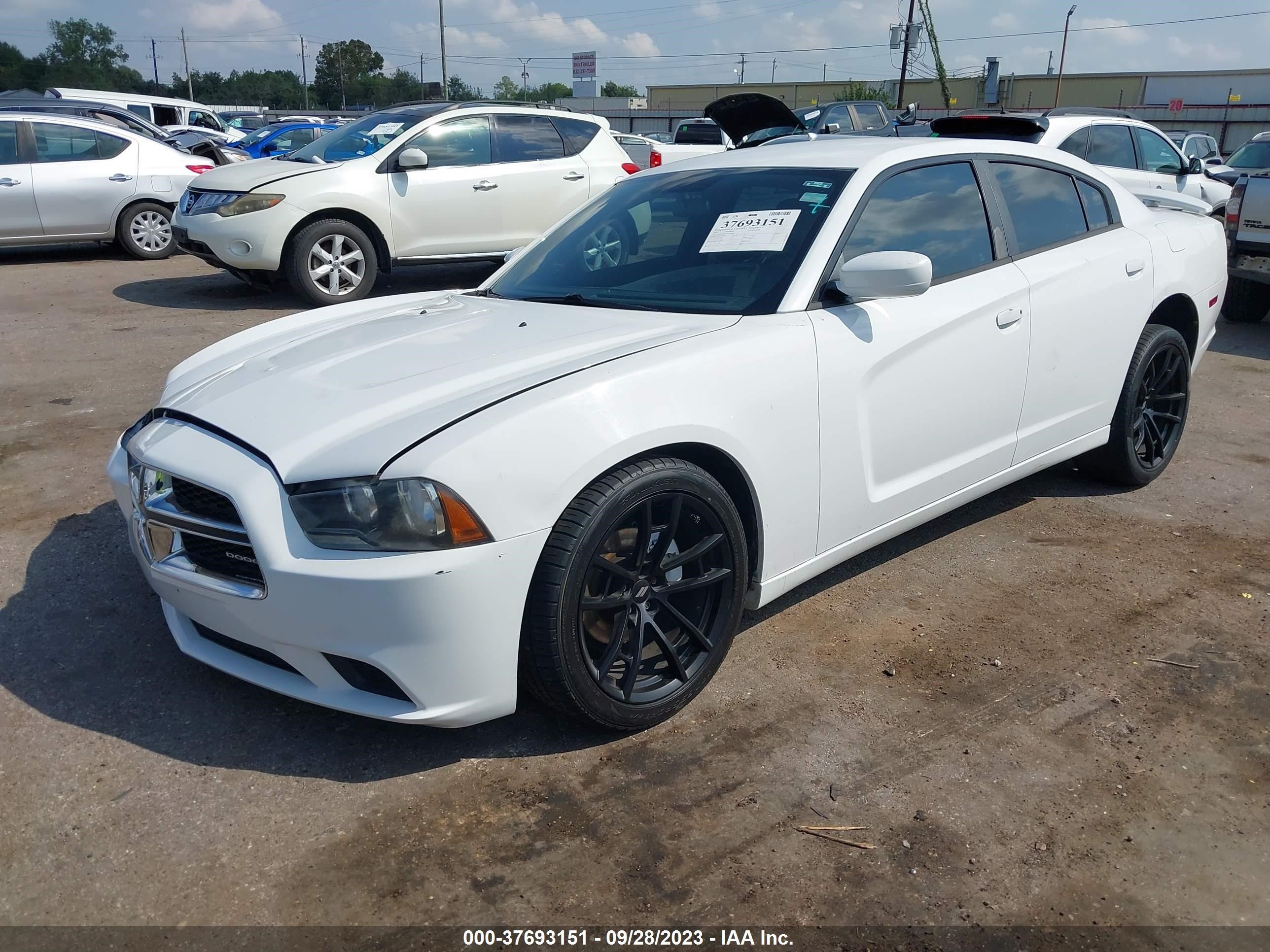 Photo 1 VIN: 2C3CDXBG4CH178860 - DODGE CHARGER 