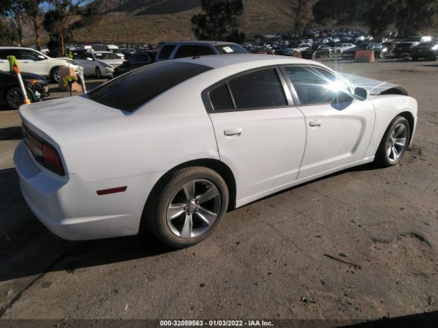 Photo 3 VIN: 2C3CDXBG4DH539750 - DODGE CHARGER 