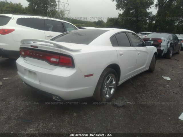 Photo 3 VIN: 2C3CDXBG4DH681421 - DODGE CHARGER 