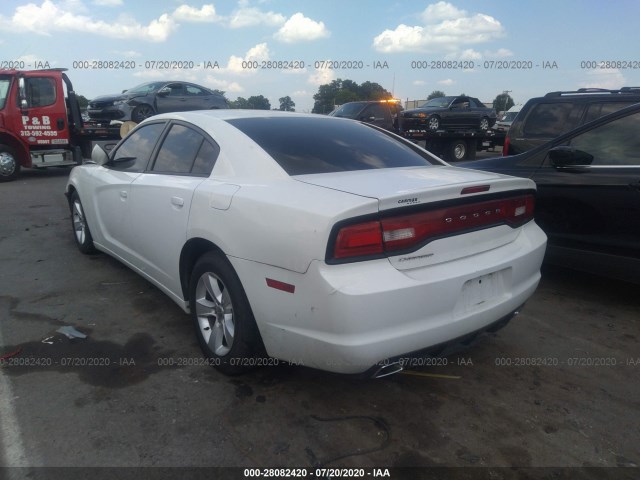 Photo 2 VIN: 2C3CDXBG4DH686067 - DODGE CHARGER 