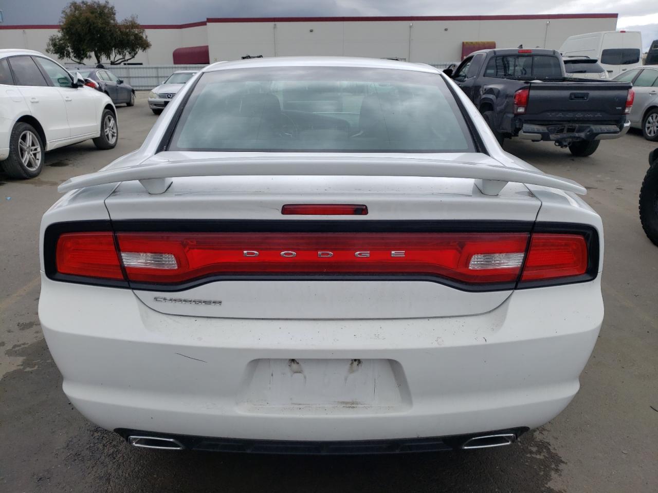 Photo 5 VIN: 2C3CDXBG4EH169143 - DODGE CHARGER 