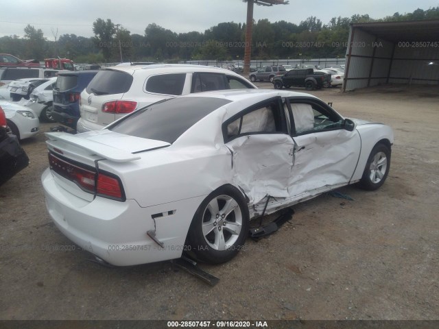 Photo 3 VIN: 2C3CDXBG4EH239613 - DODGE CHARGER 