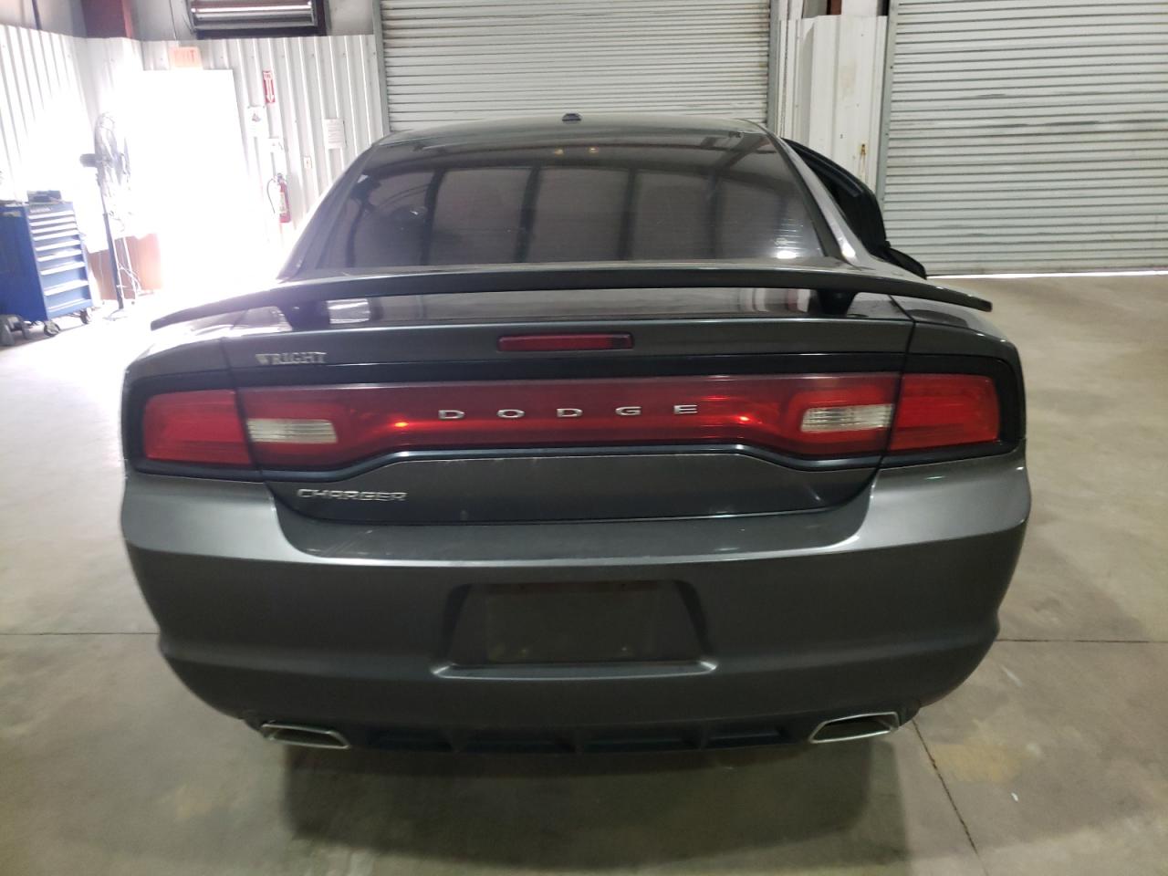 Photo 5 VIN: 2C3CDXBG4EH322376 - DODGE CHARGER 