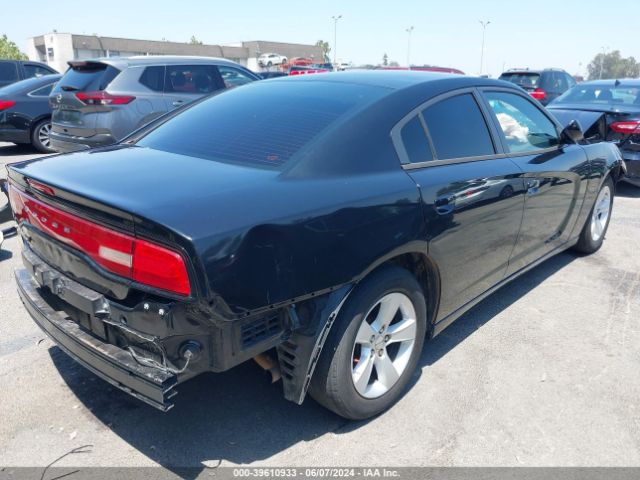 Photo 3 VIN: 2C3CDXBG4EH357564 - DODGE CHARGER 