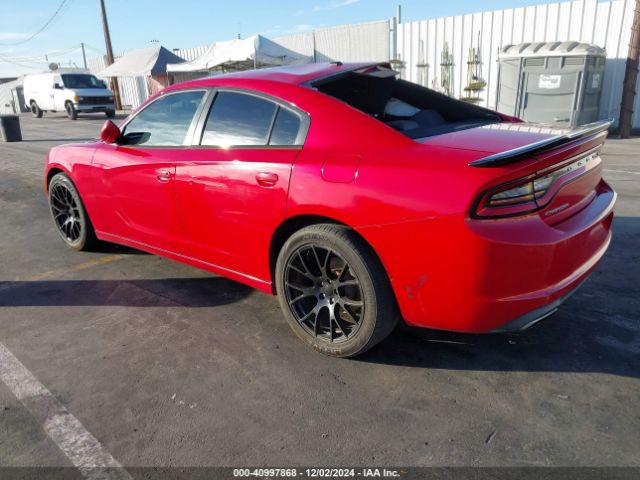 Photo 2 VIN: 2C3CDXBG4FH729230 - DODGE CHARGER 