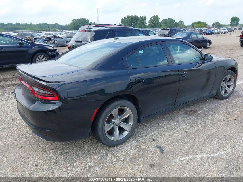 Photo 3 VIN: 2C3CDXBG4FH777245 - DODGE CHARGER 