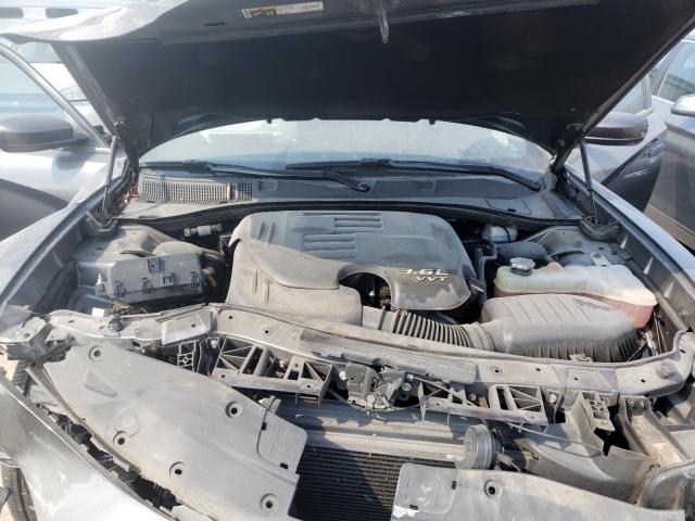 Photo 6 VIN: 2C3CDXBG4FH917908 - DODGE CHARGER SE 