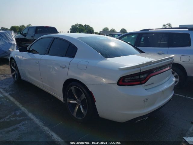 Photo 2 VIN: 2C3CDXBG4HH553637 - DODGE CHARGER 