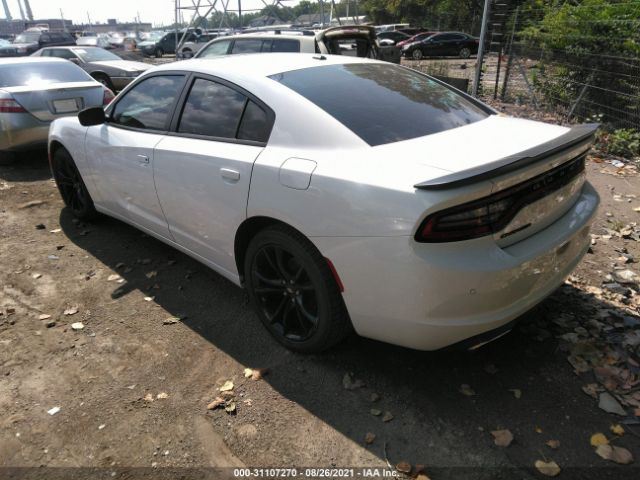 Photo 2 VIN: 2C3CDXBG4HH575556 - DODGE CHARGER 