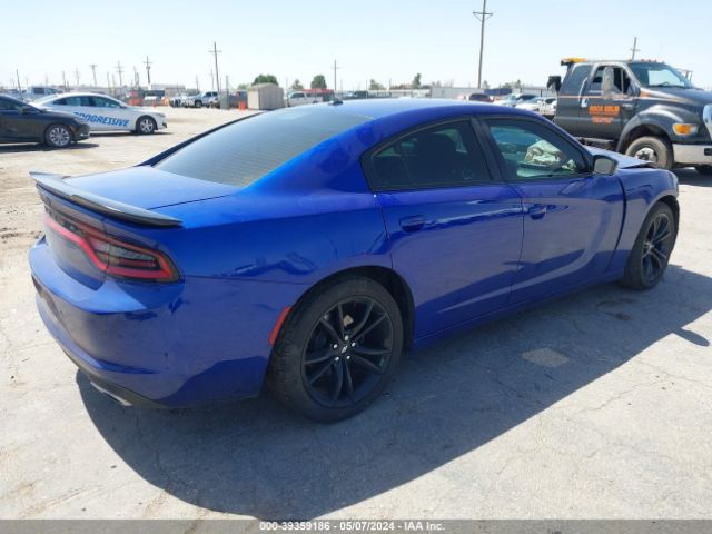 Photo 3 VIN: 2C3CDXBG4JH164082 - DODGE CHARGER 