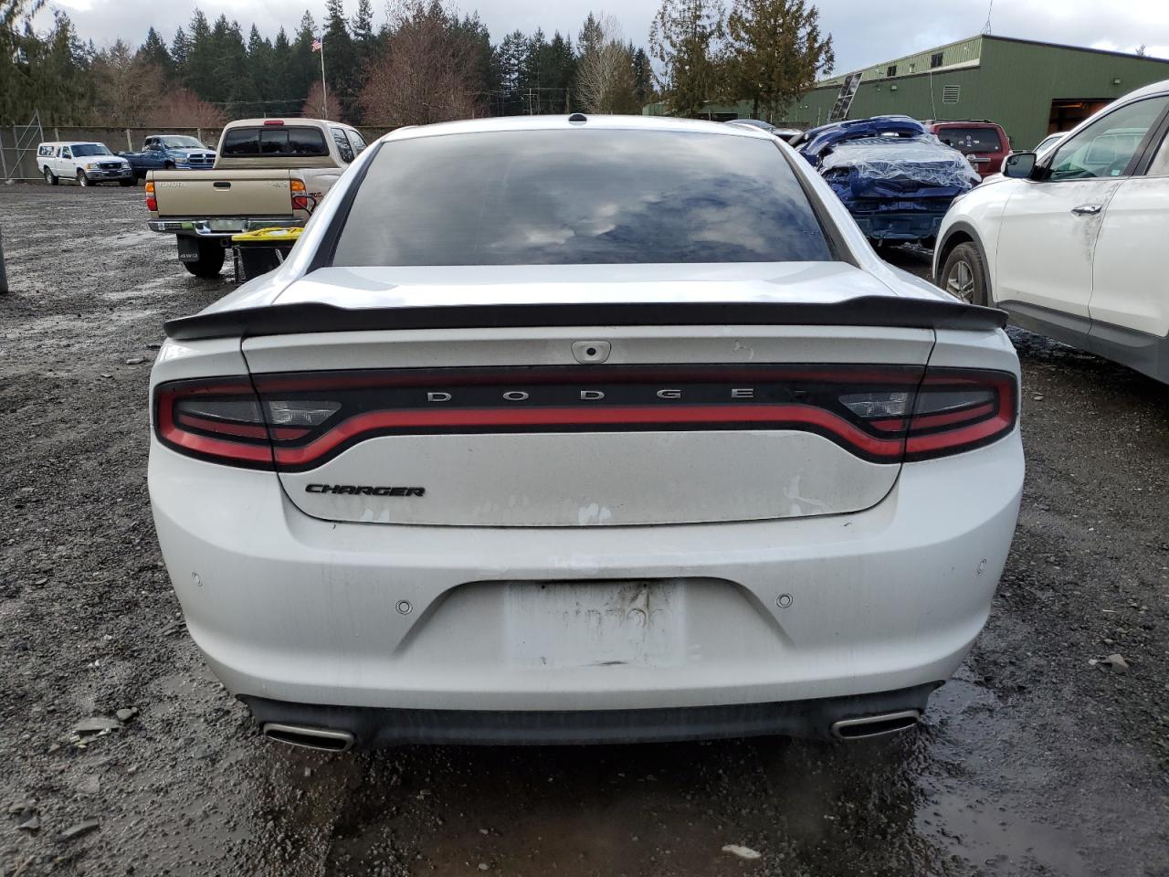 Photo 5 VIN: 2C3CDXBG4KH613973 - DODGE CHARGER 