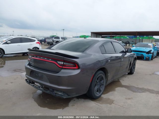 Photo 3 VIN: 2C3CDXBG4KH696014 - DODGE CHARGER 