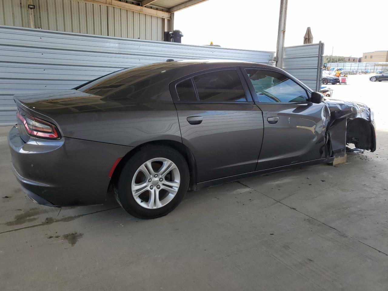 Photo 2 VIN: 2C3CDXBG4KH711563 - DODGE CHARGER 