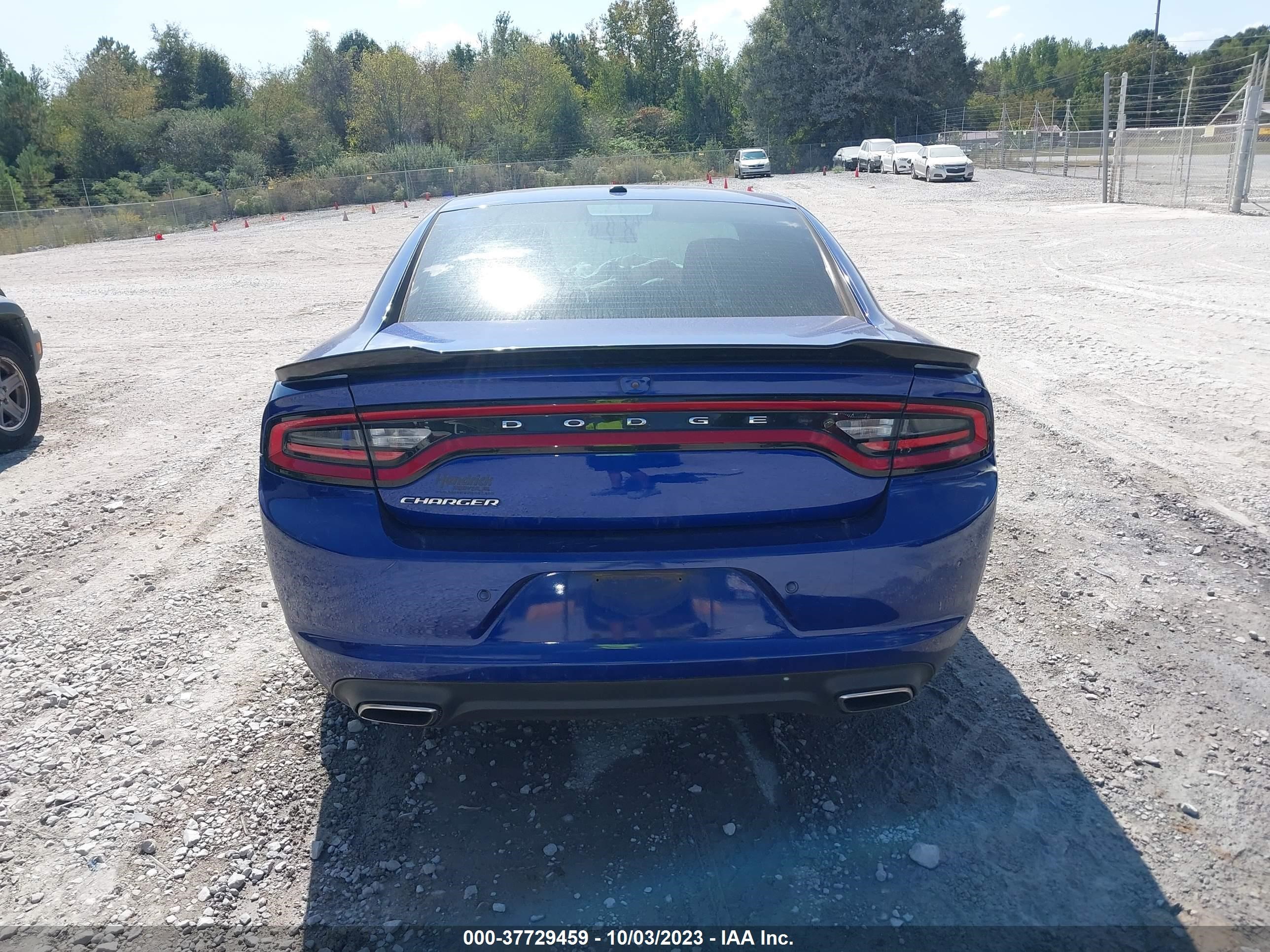 Photo 14 VIN: 2C3CDXBG4KH745650 - DODGE CHARGER 