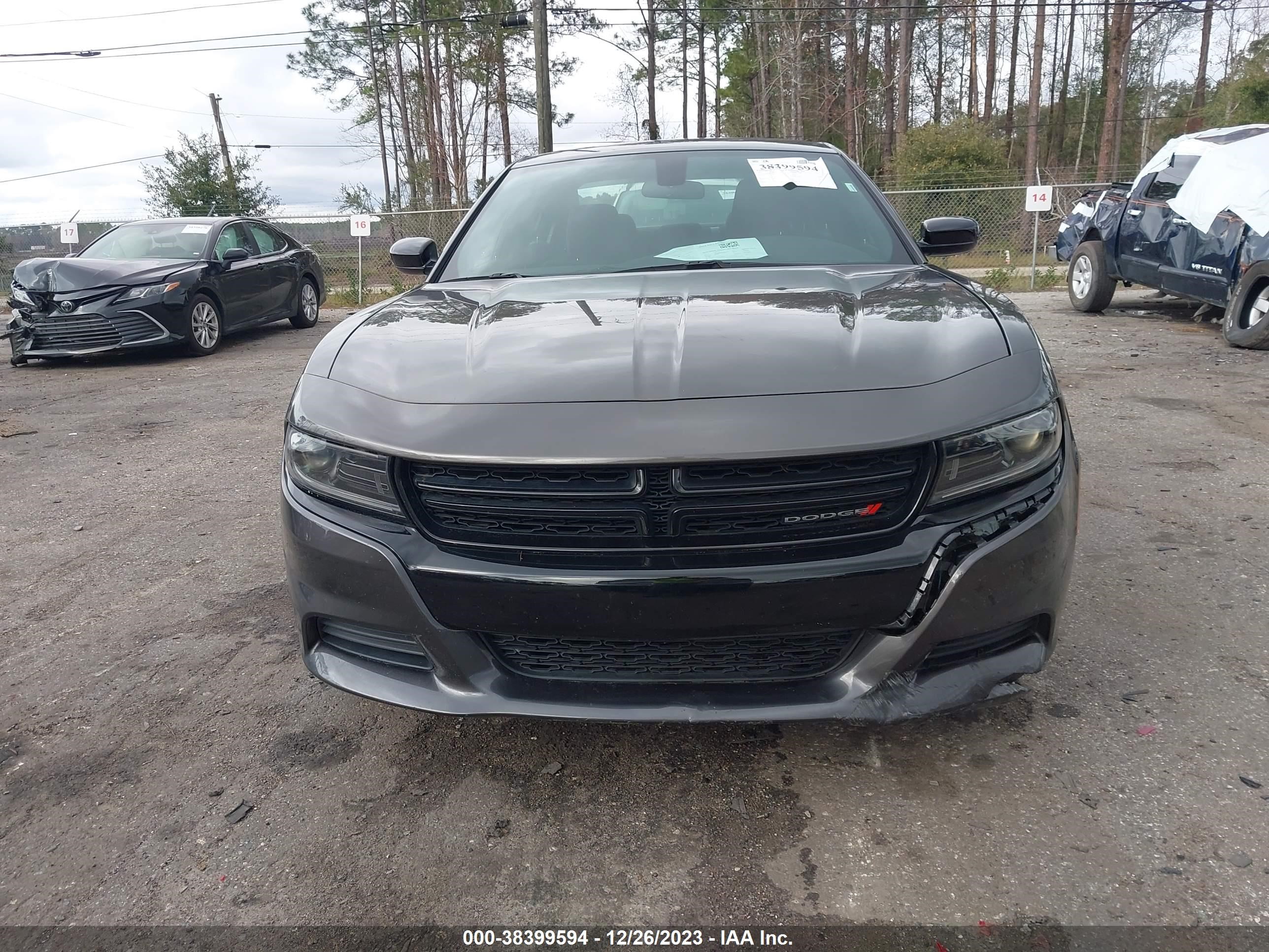 Photo 12 VIN: 2C3CDXBG4NH120170 - DODGE CHARGER 