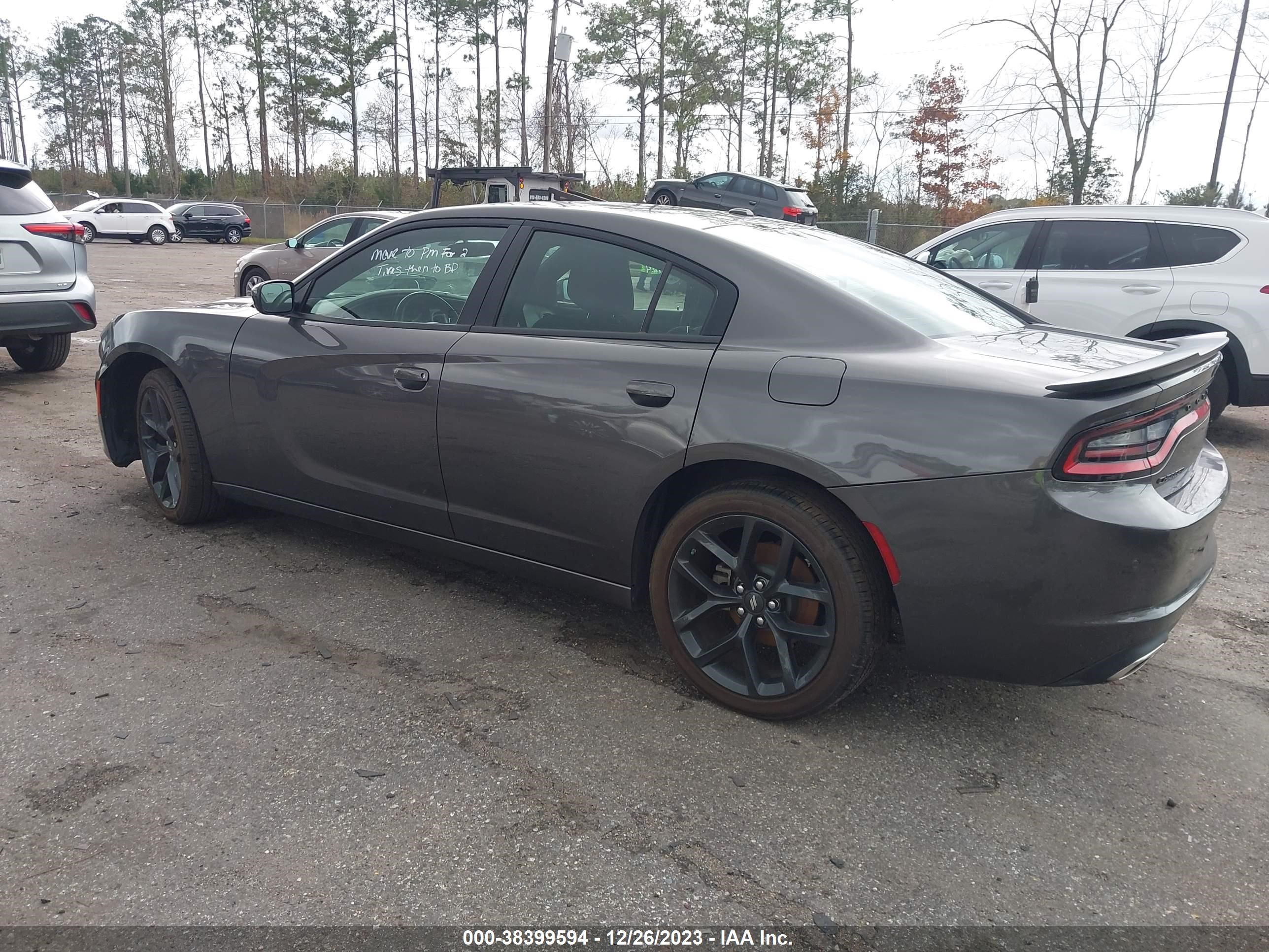 Photo 2 VIN: 2C3CDXBG4NH120170 - DODGE CHARGER 