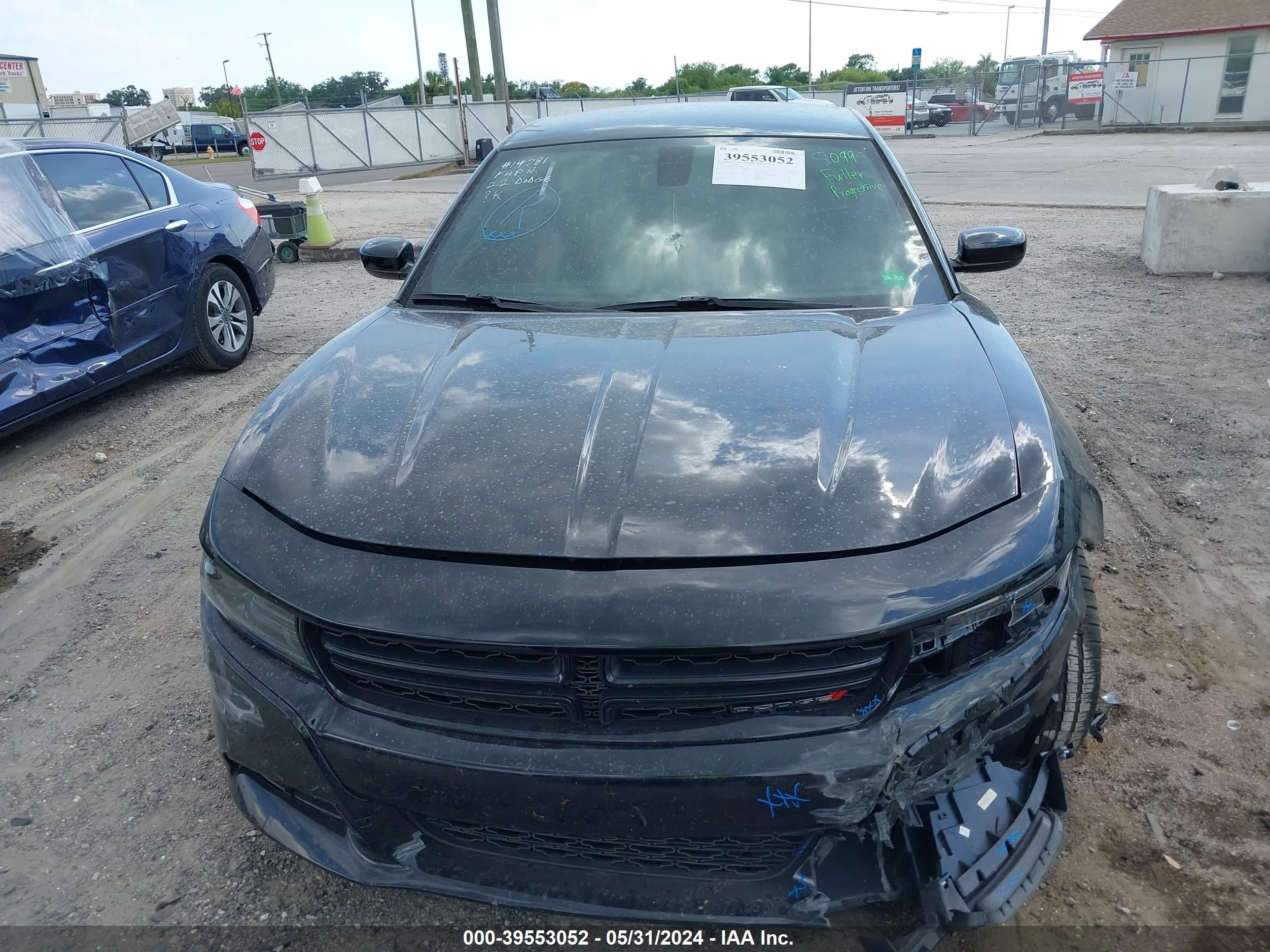 Photo 12 VIN: 2C3CDXBG4NH246299 - DODGE CHARGER 