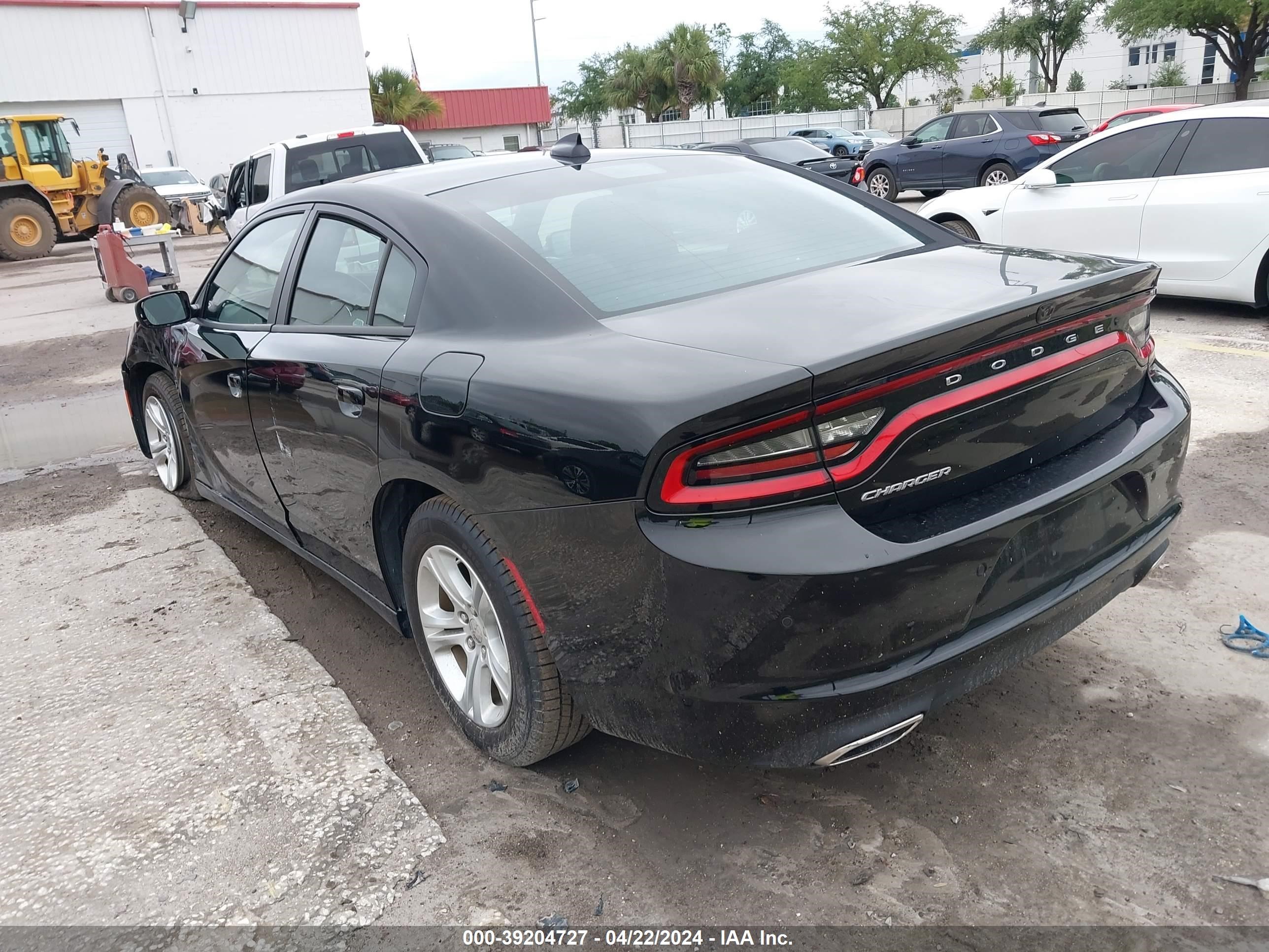 Photo 2 VIN: 2C3CDXBG4PH547125 - DODGE CHARGER 