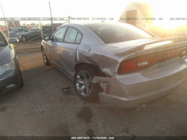 Photo 2 VIN: 2C3CDXBG5CH282029 - DODGE CHARGER 